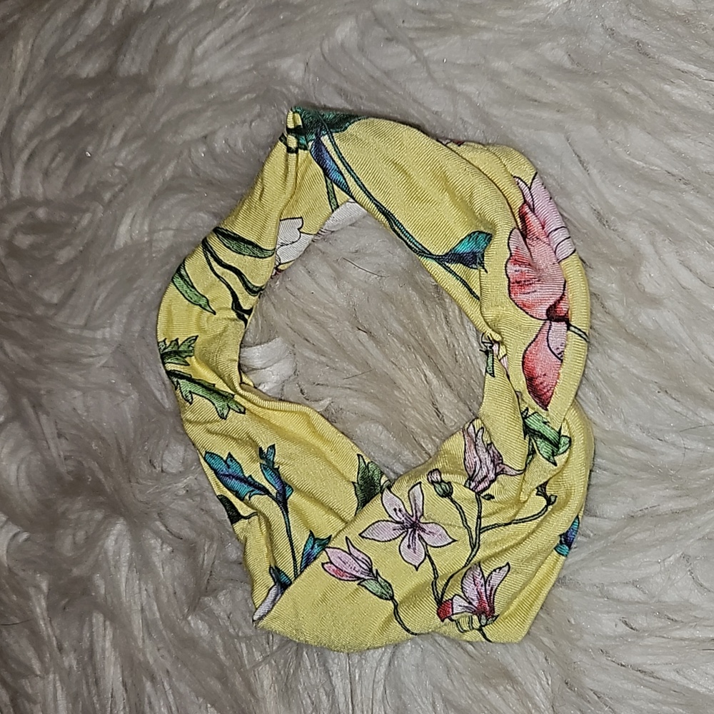 ~~Yellow Floral Twist Headband | Super Soft Boho Hairband | Spring Floral ~~